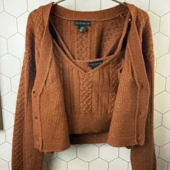 House of Harlow 1960 Cable Knit Cardigan and Matching Tank Set - Size - XS - Picture 6 of 6